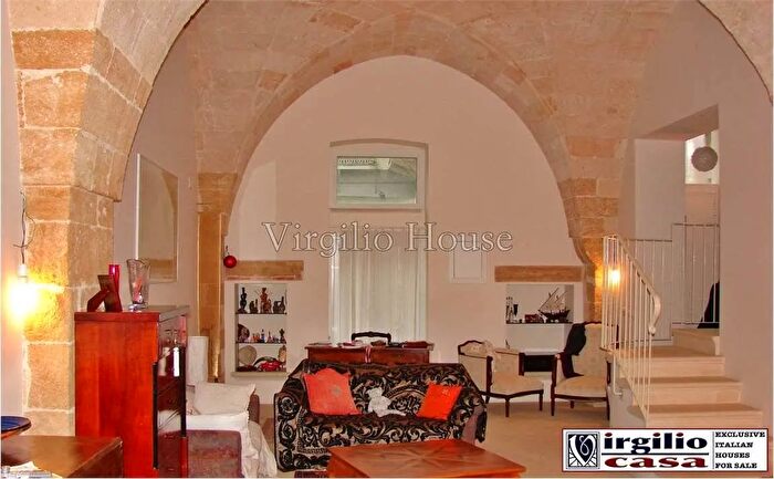 Casa con 5 locali in vendita in Via Lata Brindisi, Brindisi