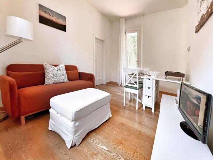 Appartamento bilocale in affitto in Via dei Colli, Colli San Mamolo, Bologna