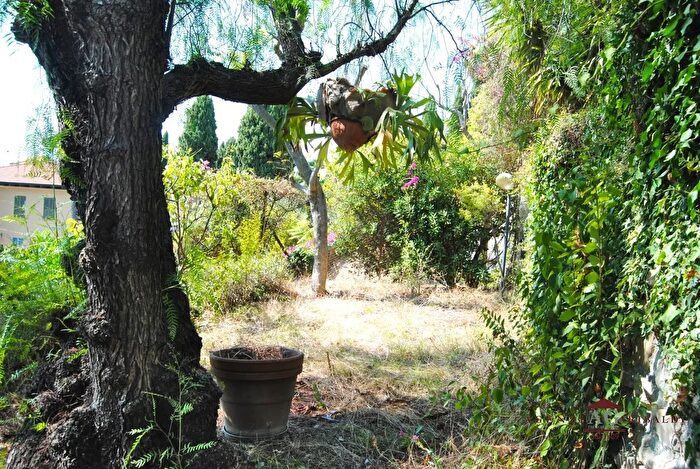 Casa trilocale in vendita in Bordighera