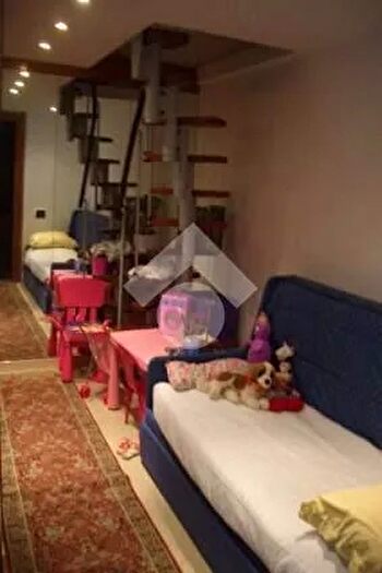 Appartamento bilocale in affitto in Via Giovanni Garau, Roma