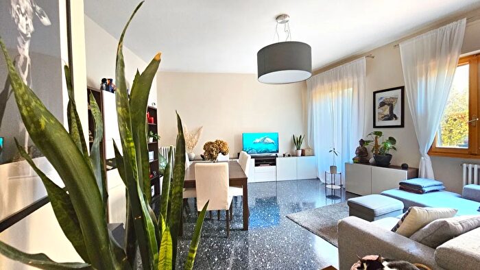 Appartamento con 5 locali in vendita in Via della Nave di Rovezzano, Bagno A Ripoli