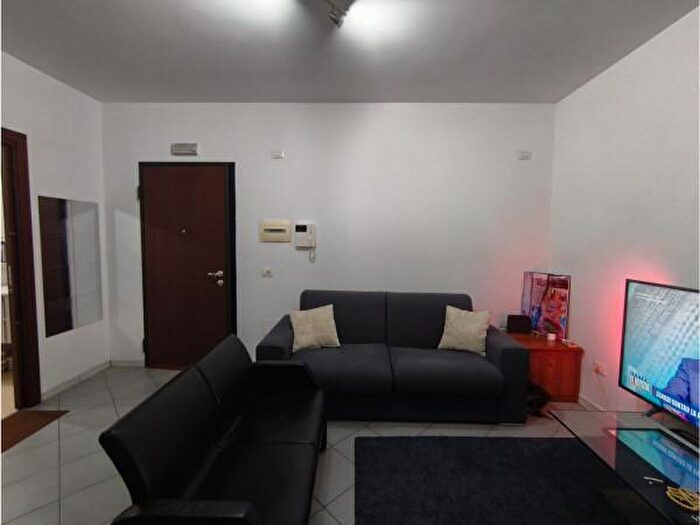 Appartamento bilocale in vendita in Via Domenico Morelli, Roma