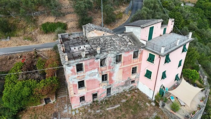 Casa monolocale in vendita in Via della Madonnetta, Cogorno