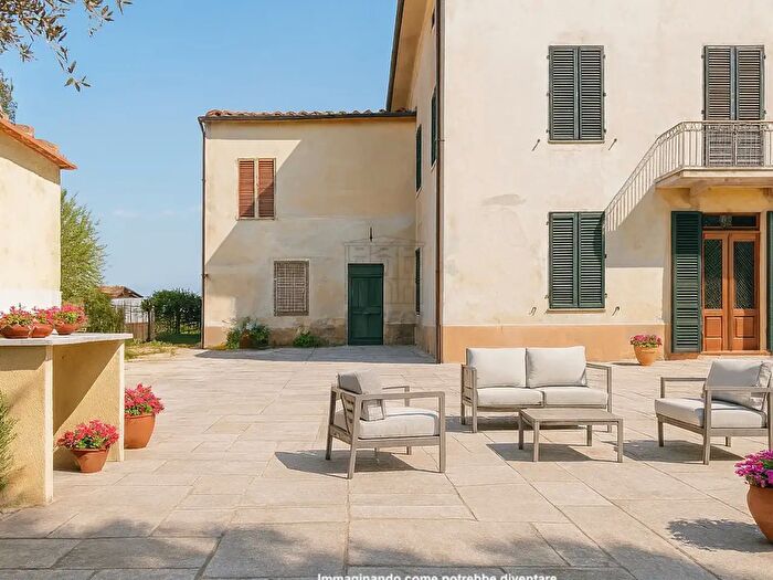 Casa con 11 locali in vendita in Via di Tempagnano, Lucca