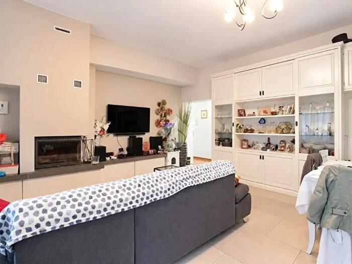 Casa con 6 locali in vendita in Via C Colombo, Serramazzoni