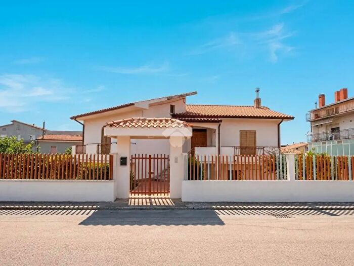 Casa con 6 locali in vendita in Via Niccolò Paganini, San Salvo