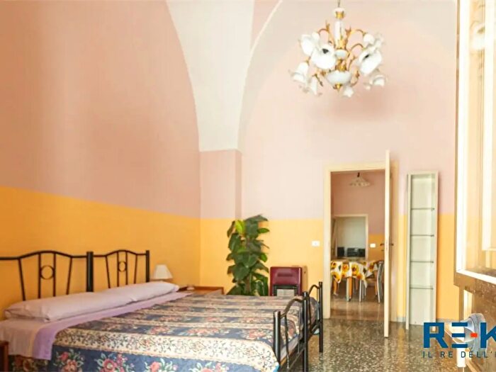 Casa con 5 locali in vendita in Via Nino Bixio, Matino
