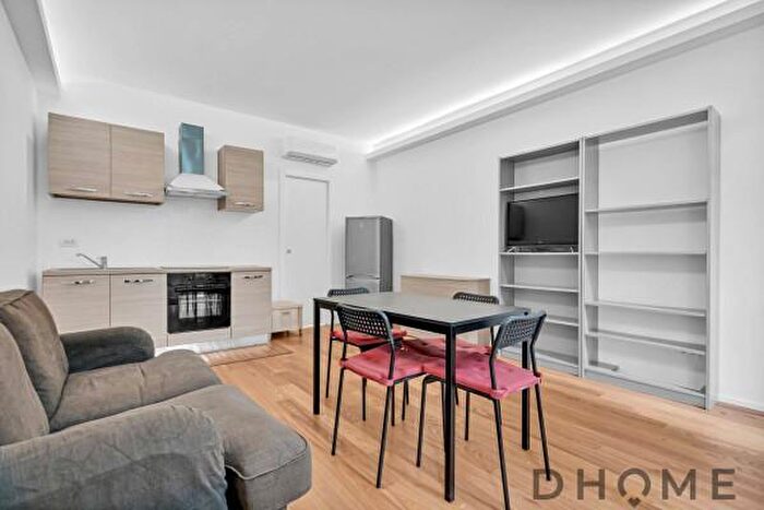 Appartamento bilocale in affitto in Via della Martinella Mila, Milano