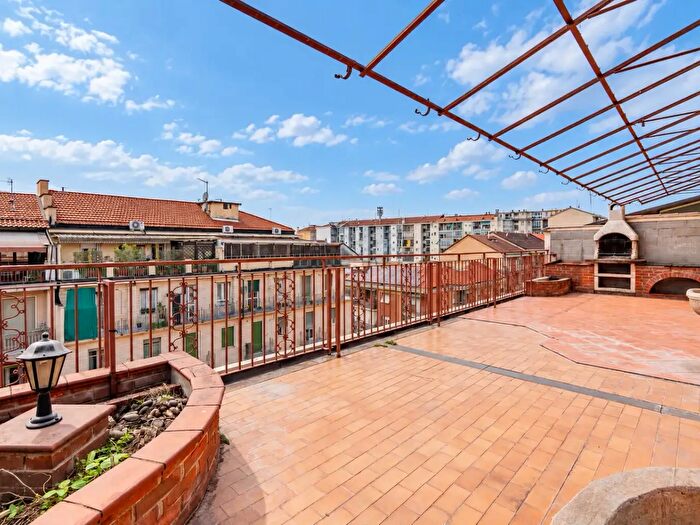 Appartamento quadrilocale in vendita in Via Boston, Torino