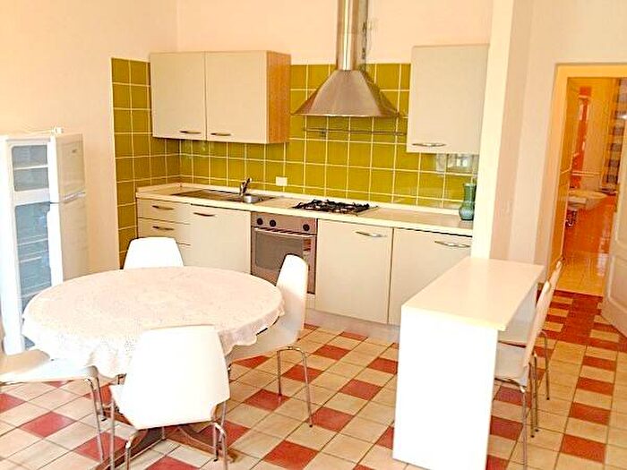 Appartamento trilocale in affitto in Viale Nazario Sauro, Centro, Cervia