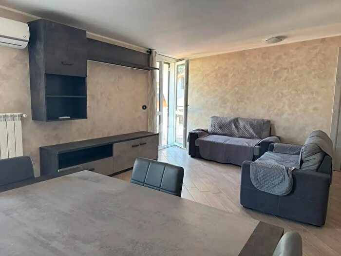 Appartamento trilocale in affitto in Via Venezia, Piedimonte San Germano