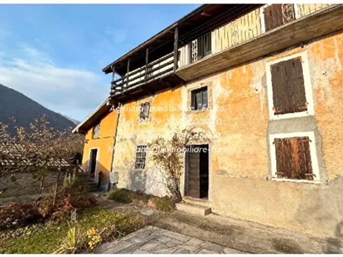 Casa con 5 locali in vendita in Via Monte Zeda, Aurano