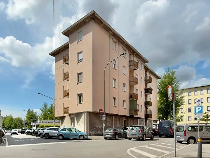 Appartamento quadrilocale in vendita in Via Agostino Bassi, Brescia