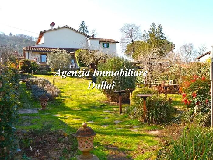 Casa quadrilocale in vendita in Sp, Scarperia e San Piero