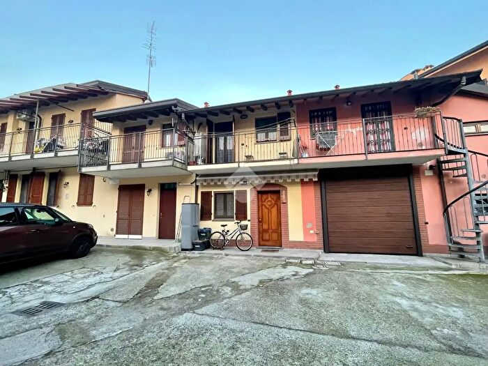 Appartamento bilocale in affitto in Via S Fruttuoso, Monza