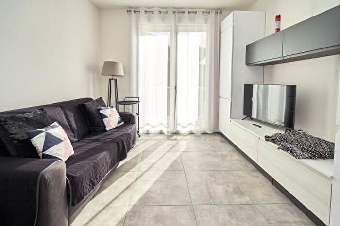 Appartamento quadrilocale in affitto in Viale Guglielmo Oberdan, Cervia