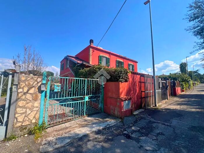 Appartamento bilocale in vendita in Via Catacombe di San Zotico, Frascati