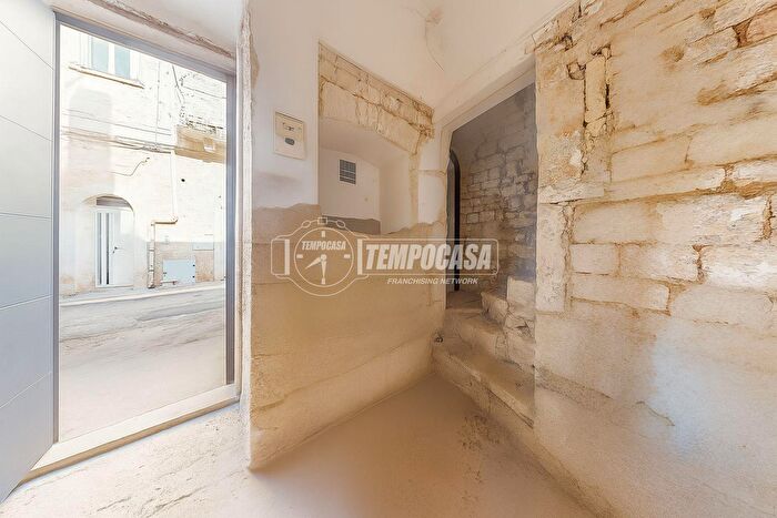 Casa bilocale in vendita in Via Dante Alighieri, Turi