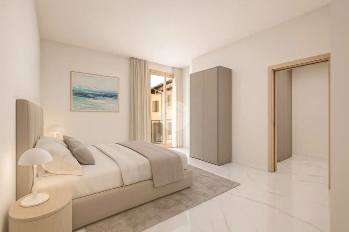 Appartamento trilocale in vendita in Via Repubblica, Cabiate