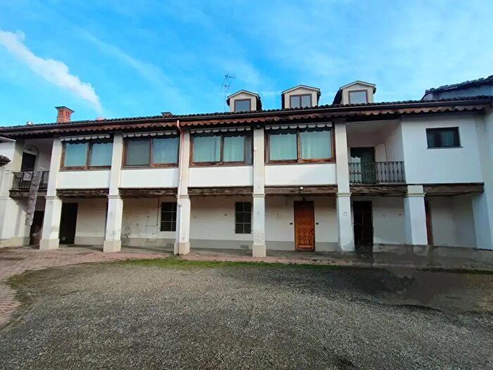 Casa in vendita in Via San Felice, Beinasco