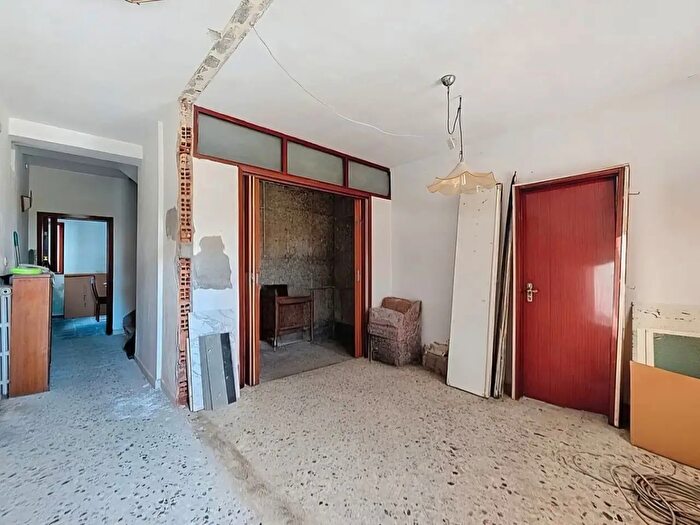 Casa con 5 locali in vendita in Viale IV Novembre, Cascina