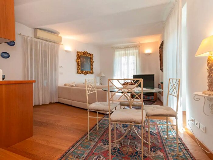 Appartamento trilocale in vendita in Via FLli Piol, Rivoli