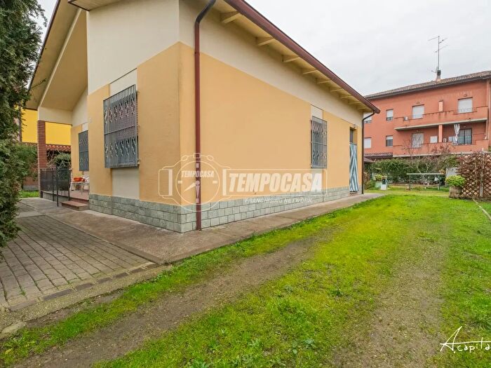 Casa trilocale in vendita in Via Tevere, Soliera