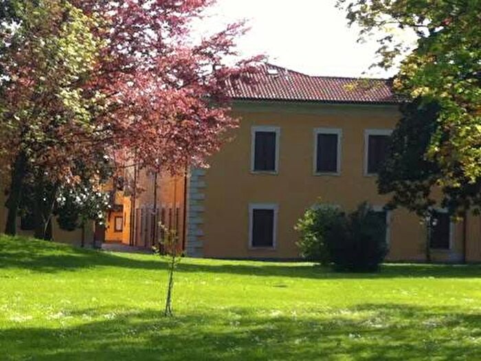 Appartamento bilocale in affitto in Piazza Parravicno, Tornavento, Lonate Pozzolo