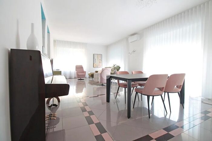 Appartamento con 5 locali in vendita in Via delle Lampare, Termoli