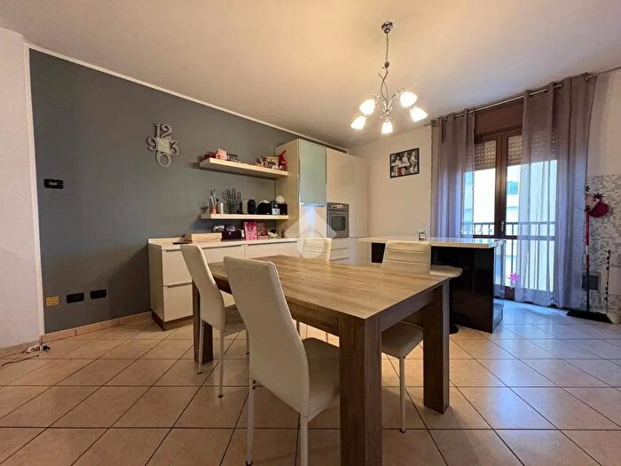 Appartamento quadrilocale in vendita in Via Fiume Abbandonato, Ravenna