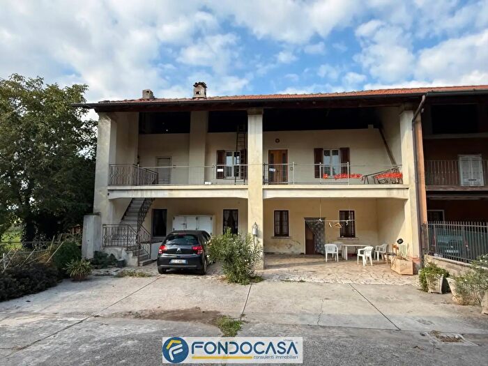 Casa con 7 locali in vendita in Viale Europa, Cazzago San Martino