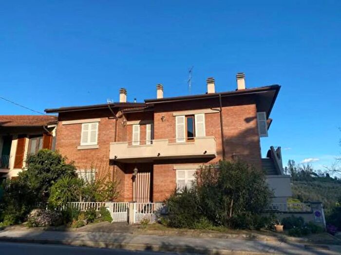 Appartamento con 5 locali in vendita in Via della Libertà, Vinci