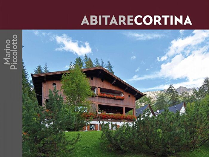 Appartamento quadrilocale in affitto in Via Spiga, Centro, Cortina d'Ampezzo