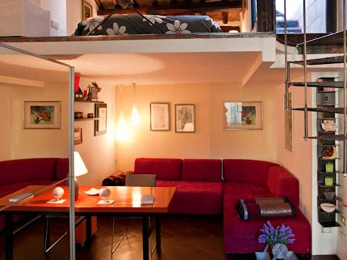 Appartamento bilocale in affitto in Via dei Cappellari, Campo de' Fiori, Roma