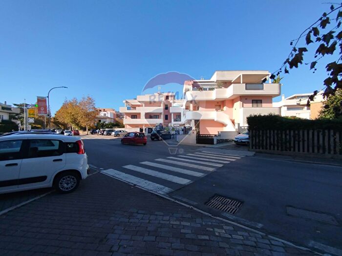 Appartamento trilocale in vendita in Nettuno