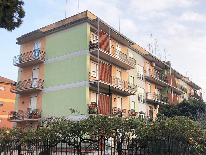 Appartamento con 5 locali in vendita in Via Quattro Giornate di Napoli, Civita Castellana