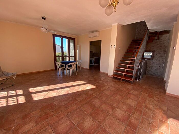 Casa con 8 locali in vendita in San Giuliano Terme