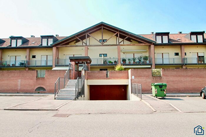 Case in Vendita e in Affitto - 3