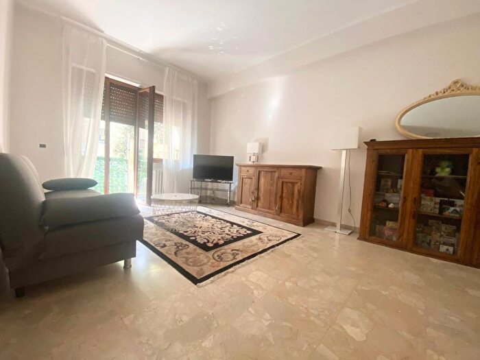 Appartamento trilocale in affitto in Via del Milite Ignoto, Viale Bovio Piazza Duca degli Abruzzi, Pescara