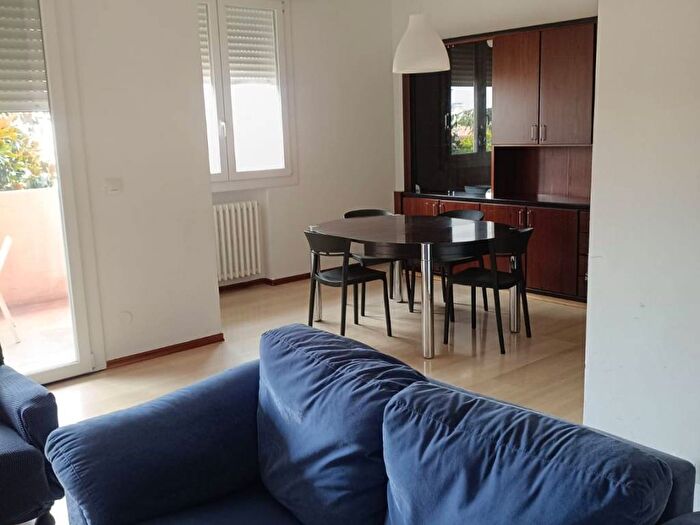 Appartamento con 5 locali in affitto in Via Mambro, Aeroporto, Ferrara