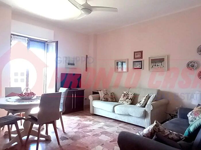 Appartamento trilocale in vendita in Via Sotto Le Mura, Ischitella
