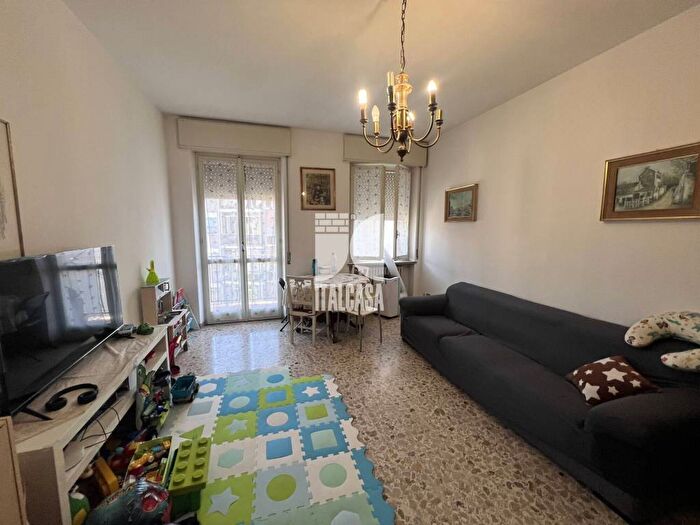 Appartamento trilocale in affitto in Via Generale Giuseppe Tellera, Valletta Paiolo, Mantova