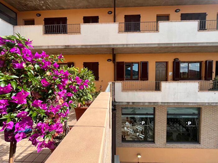 Appartamento con 5 locali in vendita in Via Brodolini a, Fabriano