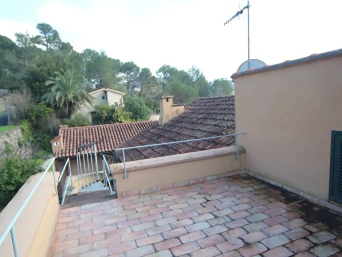 Appartamento quadrilocale in vendita in Strada Vallone, Garlenda