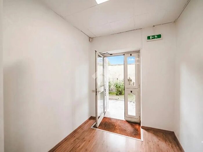 Appartamento quadrilocale in vendita in Corso di Francia, Roma