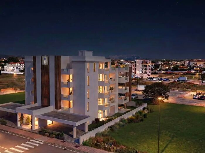Appartamento con 5 locali in vendita in Via Ilaria Alpi, Olbia