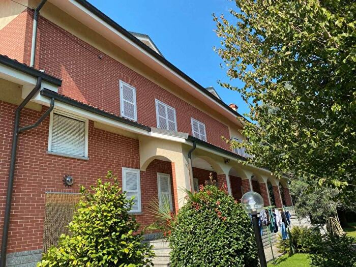 Appartamento con 5 locali in affitto in via Piossasco, Rivalta di Torino