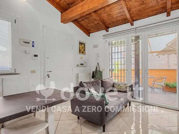 Appartamento bilocale in vendita in Via del Milliario, Bologna
