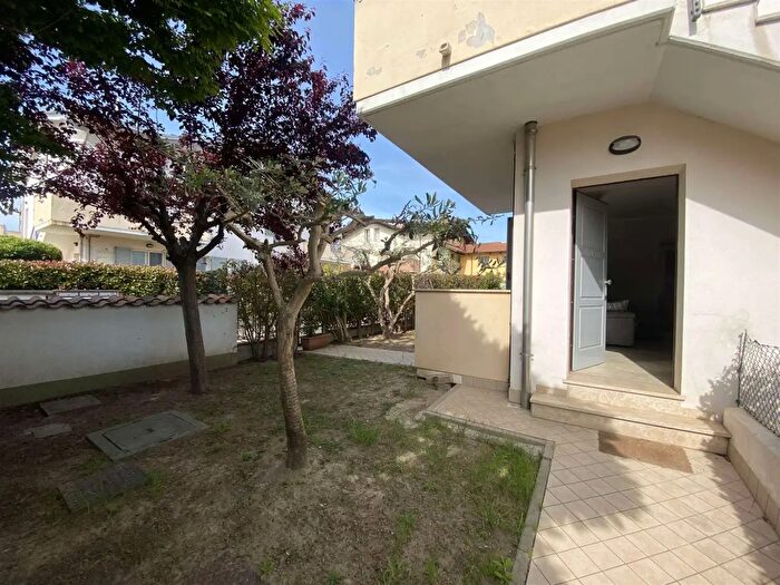 Appartamento quadrilocale in vendita in Via Morini Marino, Ravenna