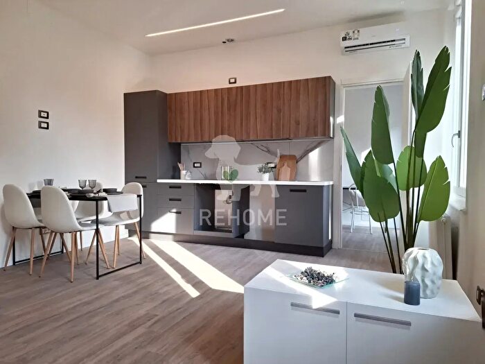 Appartamento trilocale in vendita in Via Pirano, Udine